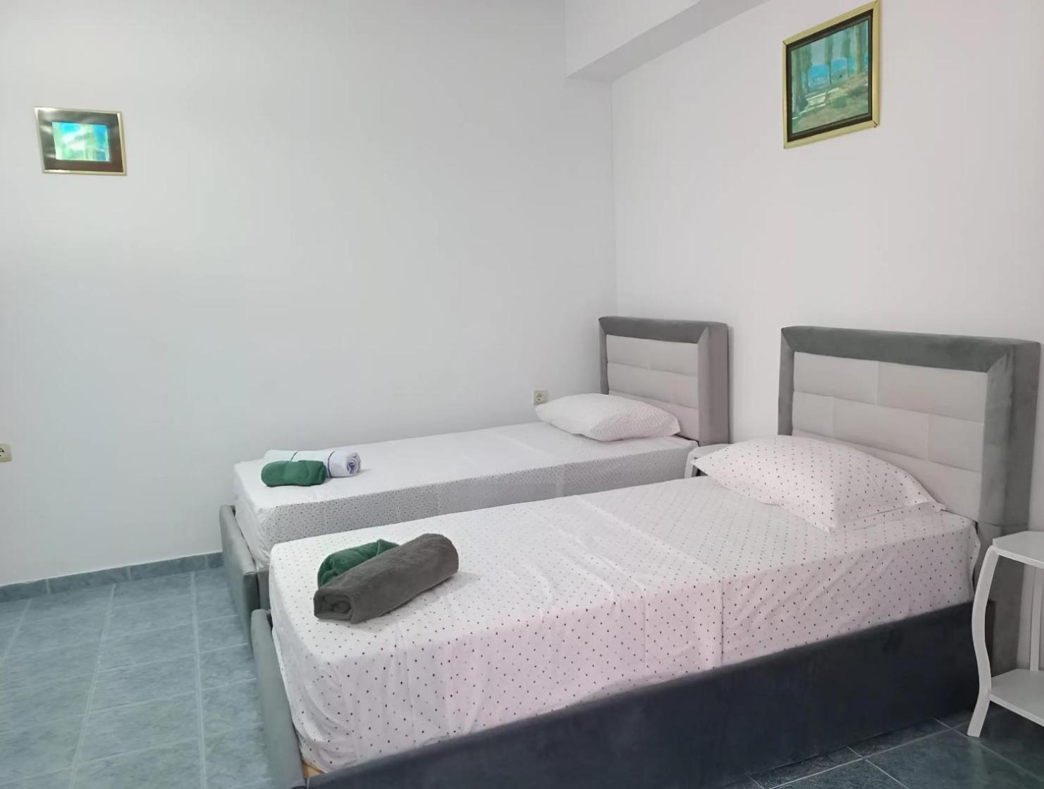 Ida Apartments ซารานเดอ ภายนอก รูปภาพ